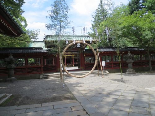 016みなさんがくぐるのを待っている茅の輪